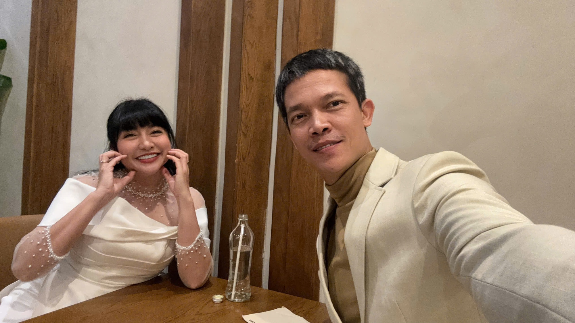 Nam diễn vi&ecirc;n đ&oacute;ng 3 phim trăm tỷ trong năm 2025: &ldquo;T&ocirc;i c&oacute; 1 thắc mắc, kh&ocirc;ng biết n&oacute;i với ai ngo&agrave;i vợ&rdquo; - Ảnh 5.