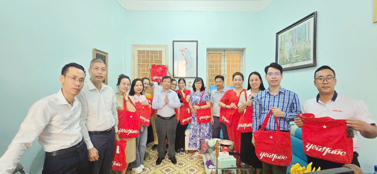 Ch&agrave;o năm mới 2026: Tạp ch&iacute; Thanh ni&ecirc;n c&ugrave;ng tuổi trẻ Việt Nam tự h&agrave;o, vững tin theo Đảng - Ảnh 23.