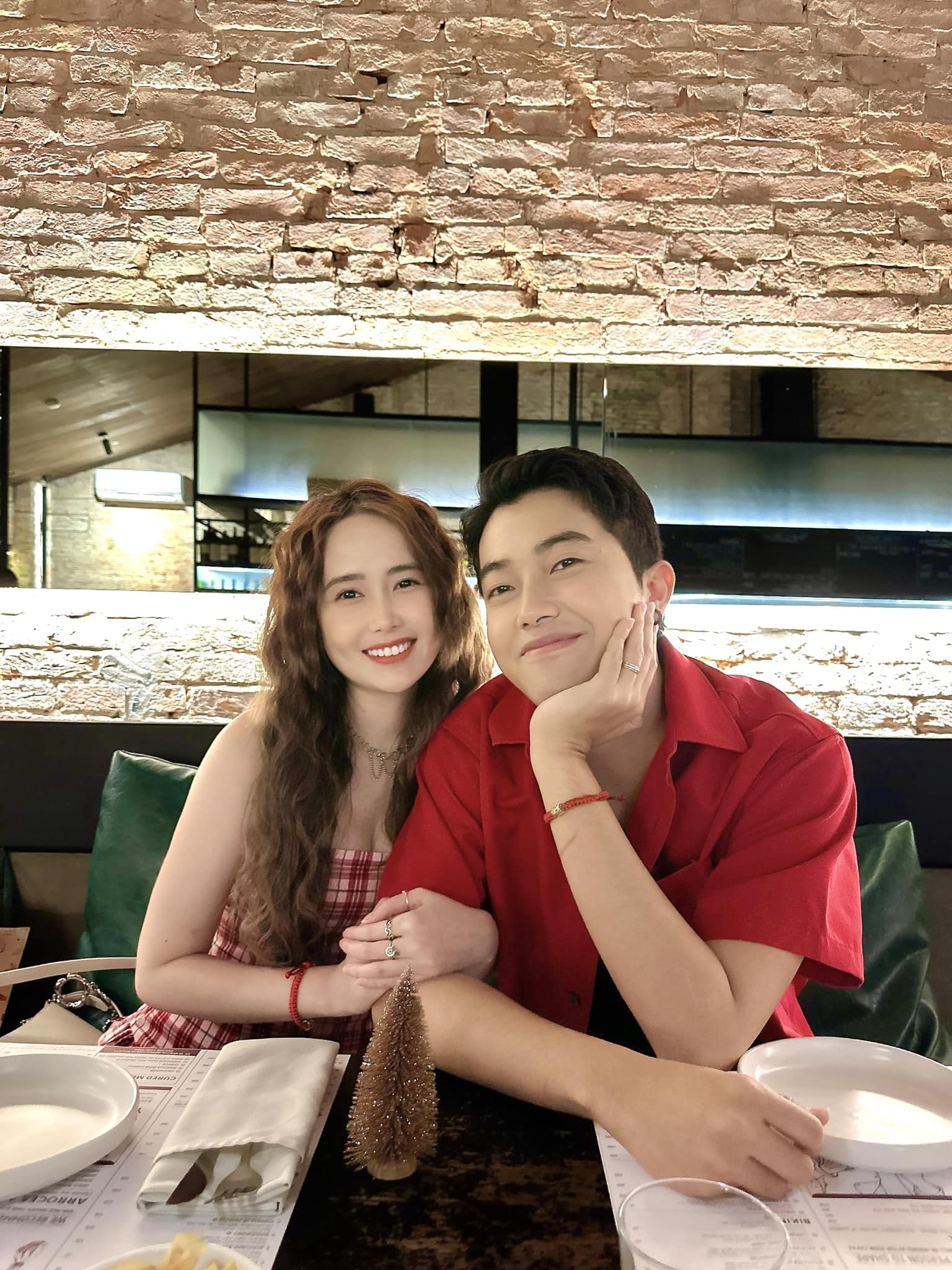 Mỹ nh&acirc;n Việt 35 tuổi được khen trẻ vượt chồng d&ugrave; kết h&ocirc;n với "hồng h&agrave;i nhi" - Ảnh 10.