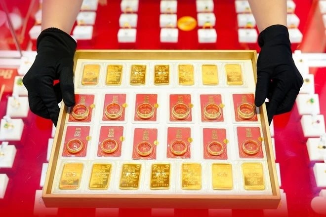 Cập nhật chiều tối 14/1: Gi&aacute; v&agrave;ng ở Việt Nam ph&aacute; đỉnh lịch sử, c&aacute;n mốc cao chưa từng thấy