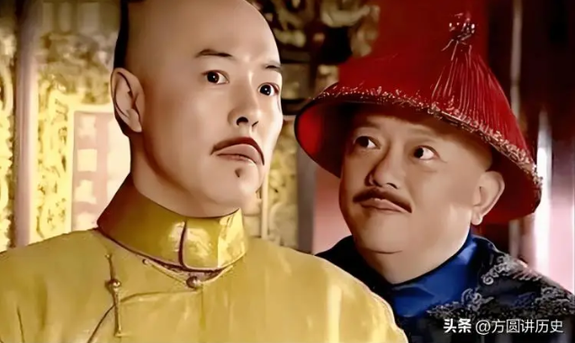 C&agrave;n Long chết, Gia Kh&aacute;nh gọi gấp 1 l&atilde;o thần về triều: H&ograve;a Th&acirc;n vừa nghe t&ecirc;n đ&atilde; bật kh&oacute;c 'Ta hết đời rồi' - Ảnh 2.