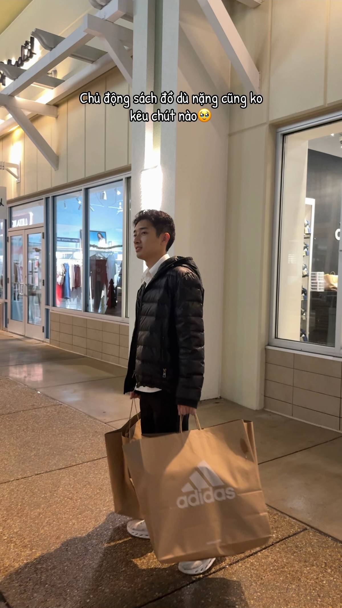 Kh&ocirc;ng nhận ra g&aacute;i đẹp sexy Louis Phạm, kh&oacute;c sưng mắt v&igrave; bạn trai Việt kiều- Ảnh 11.