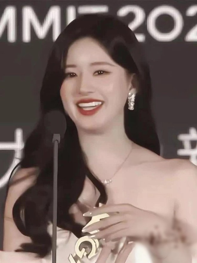 Triệu Lộ Tư giảm 20kg chỉ c&ograve;n da bọc xương, nỗ lực lấy lại phong độ khiến ai cũng x&oacute;t- Ảnh 2.