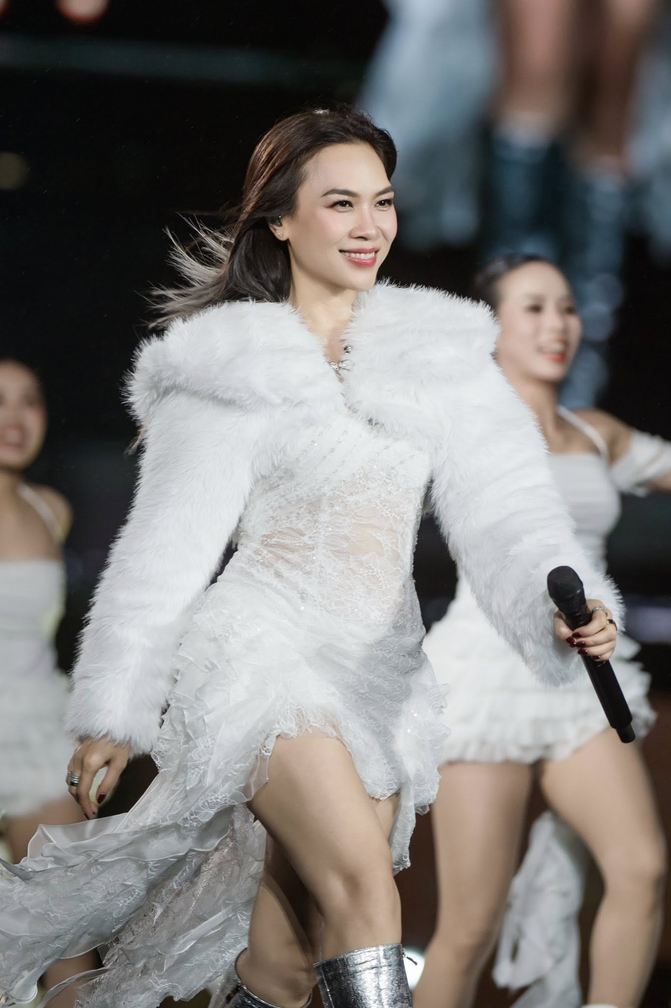 Mỹ T&acirc;m th&ocirc;ng b&aacute;o khẩn- Ảnh 2.