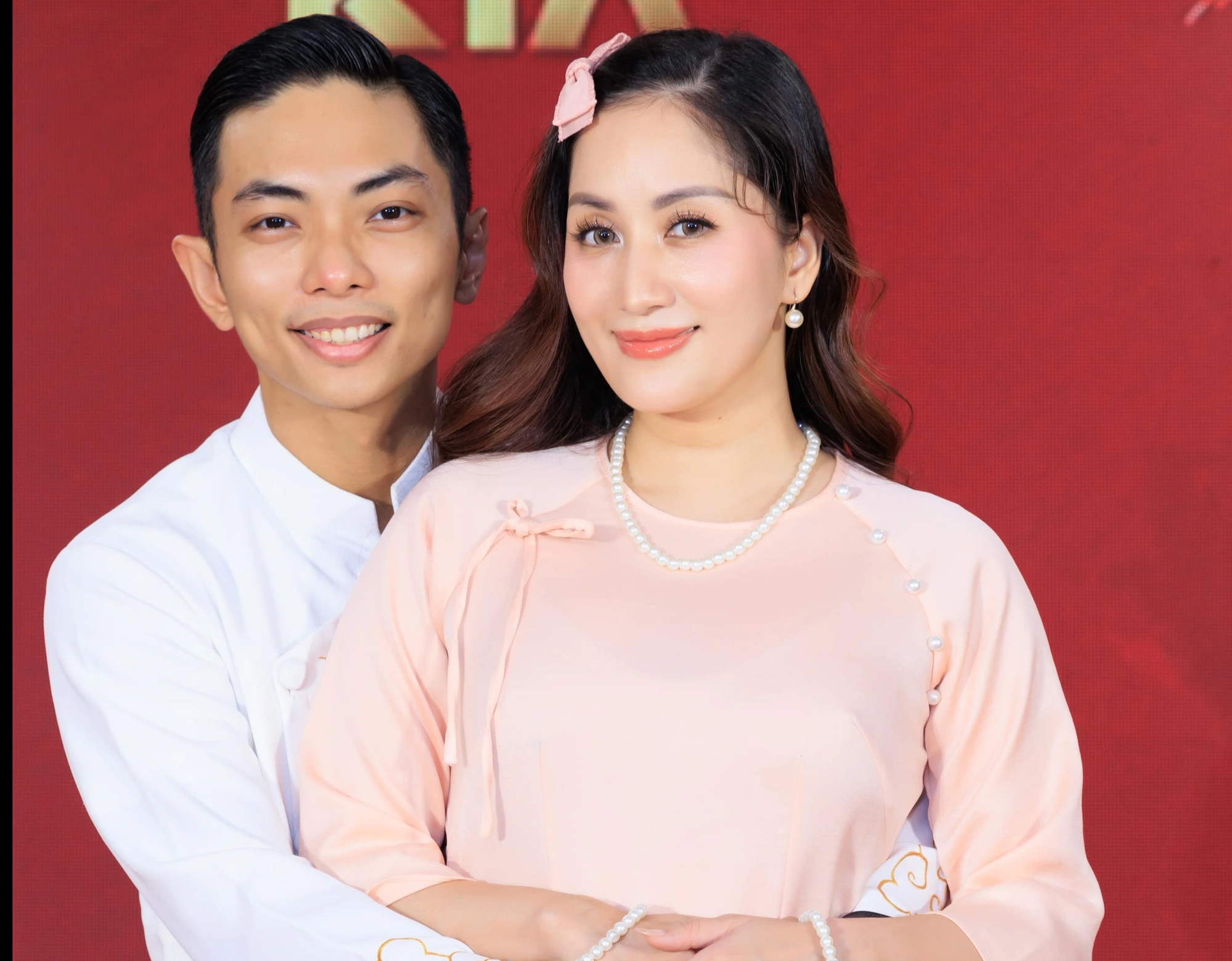 Phan Hiển nhận Hu&acirc;n chương Lao động, n&oacute;i một điều về Kh&aacute;nh Thi- Ảnh 2.