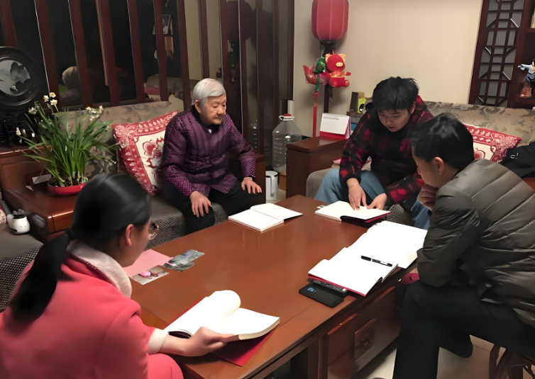 Suốt 40 năm kh&ocirc;ng con c&aacute;i, ch&uacute; th&iacute;m coi t&ocirc;i như con ruột, đến l&uacute;c gi&agrave; yếu lại v&igrave; một chuyện m&agrave; su&yacute;t tan hoang- Ảnh 1.