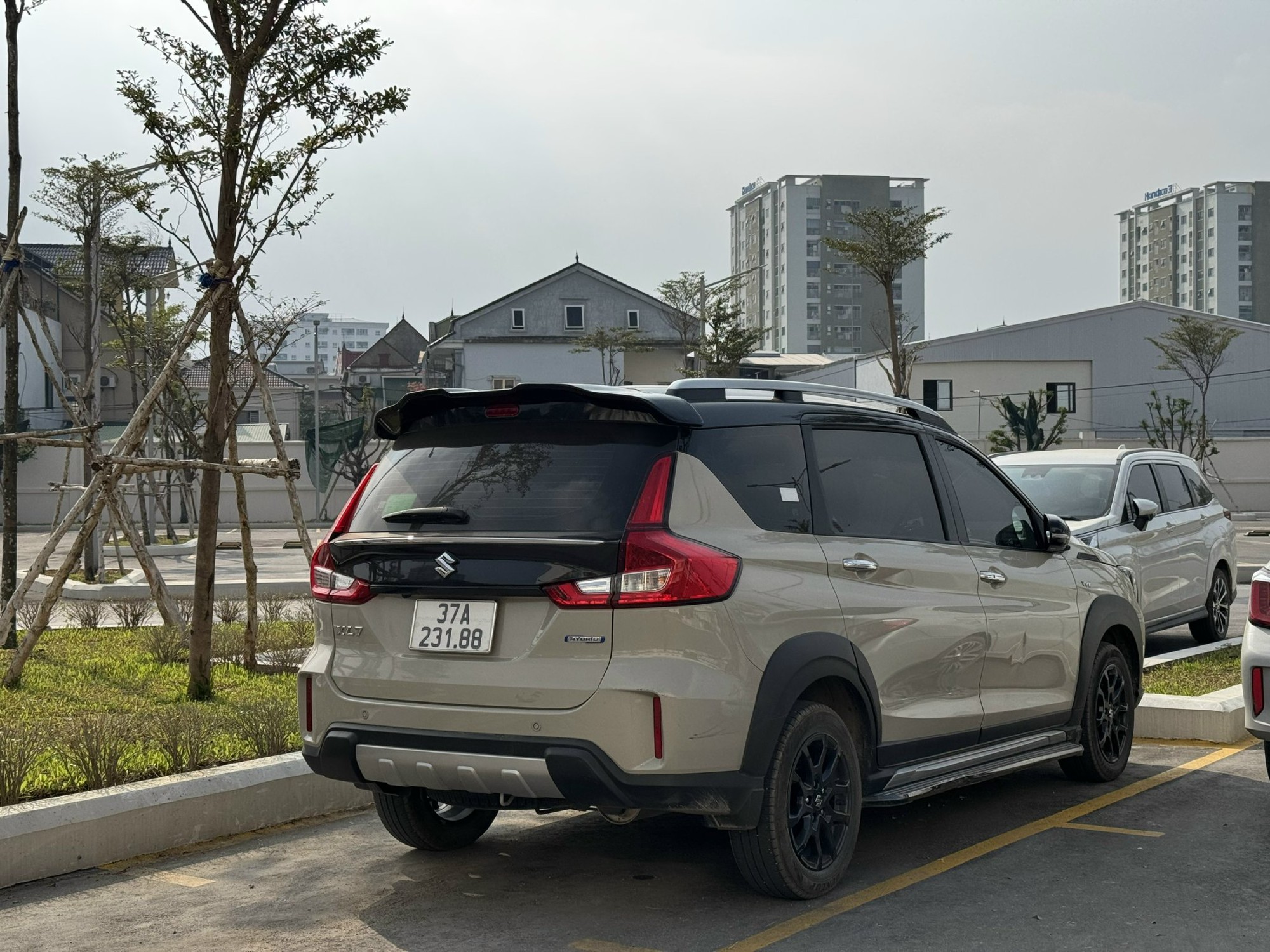 Xe điện bán nhiều thì rõ rồi nhưng hybrid tăng thế này mới rõ 1 điều khó ai phủ nhận được tại Việt Nam!- Ảnh 5. Xe điện bán nhiều thì rõ rồi nhưng hybrid tăng thế này mới rõ 1 điều khó ai phủ nhận được tại Việt Nam!- Ảnh 5.