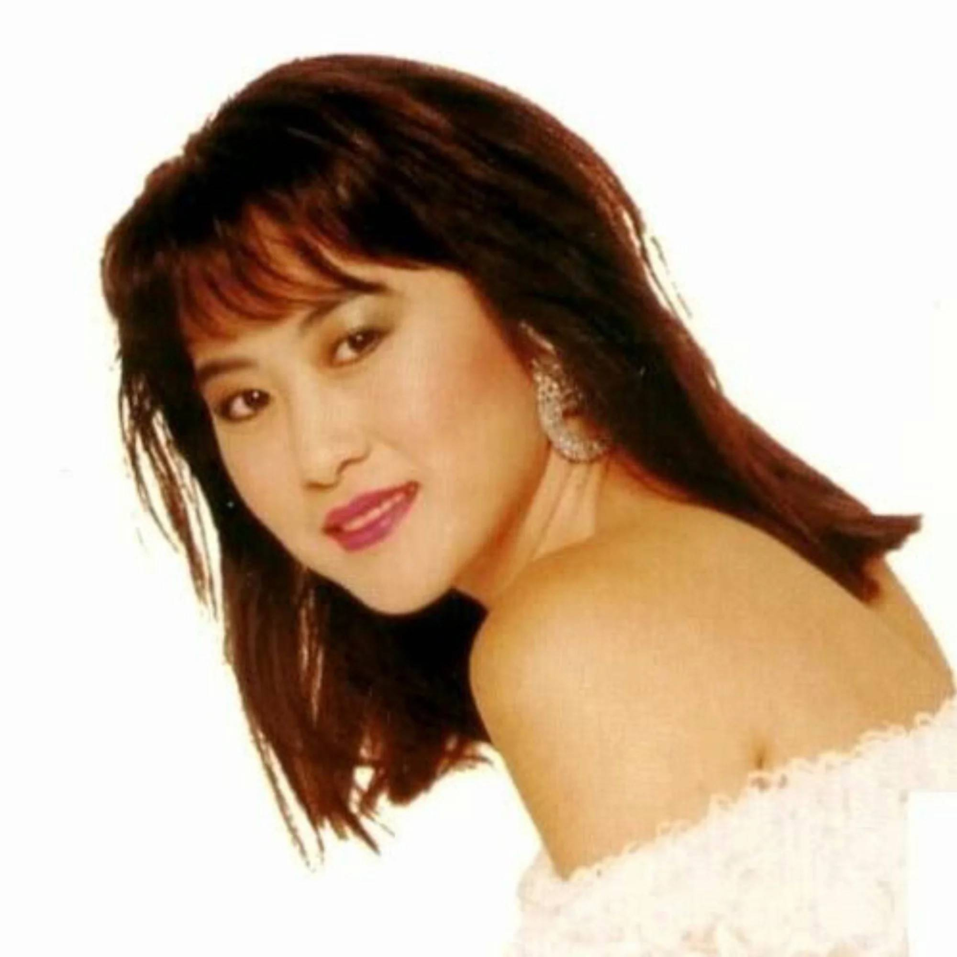 Nhan sắc nữ ca sĩ ly h&ocirc;n danh ca Tuấn Ngọc ở tuổi U70 - Ảnh 2.