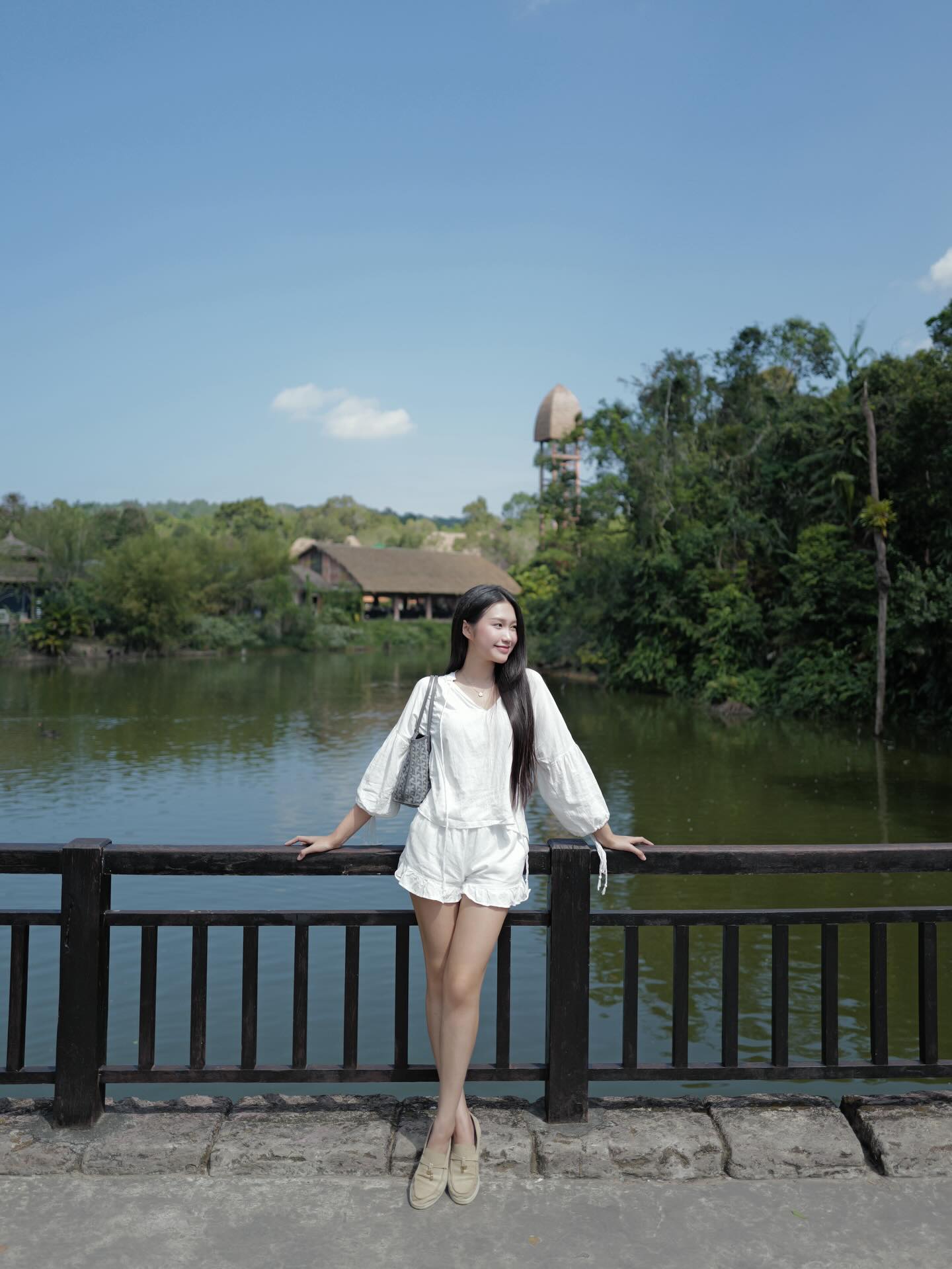 Tiểu thư Do&atilde;n Hải My khoe nhan sắc xinh đẹp, cao tay xử l&yacute; loạt tin đồn bất ho&agrave; với nh&agrave; Văn Hậu- Ảnh 7.