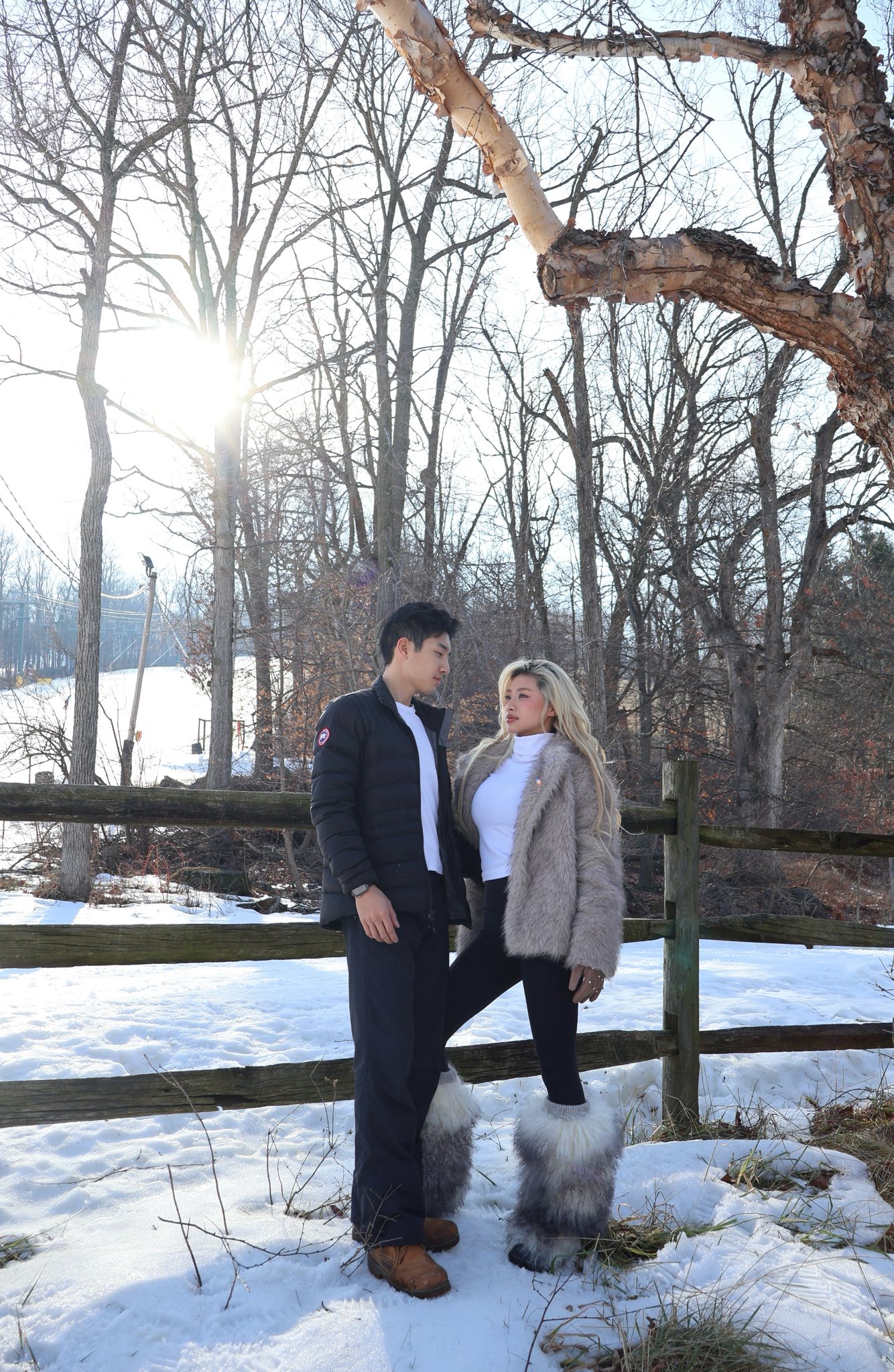 Louis Phạm lại "flex" sang chảnh, "xả kho" ảnh tình tứ bên bạn trai thiếu gia - Ảnh 5.