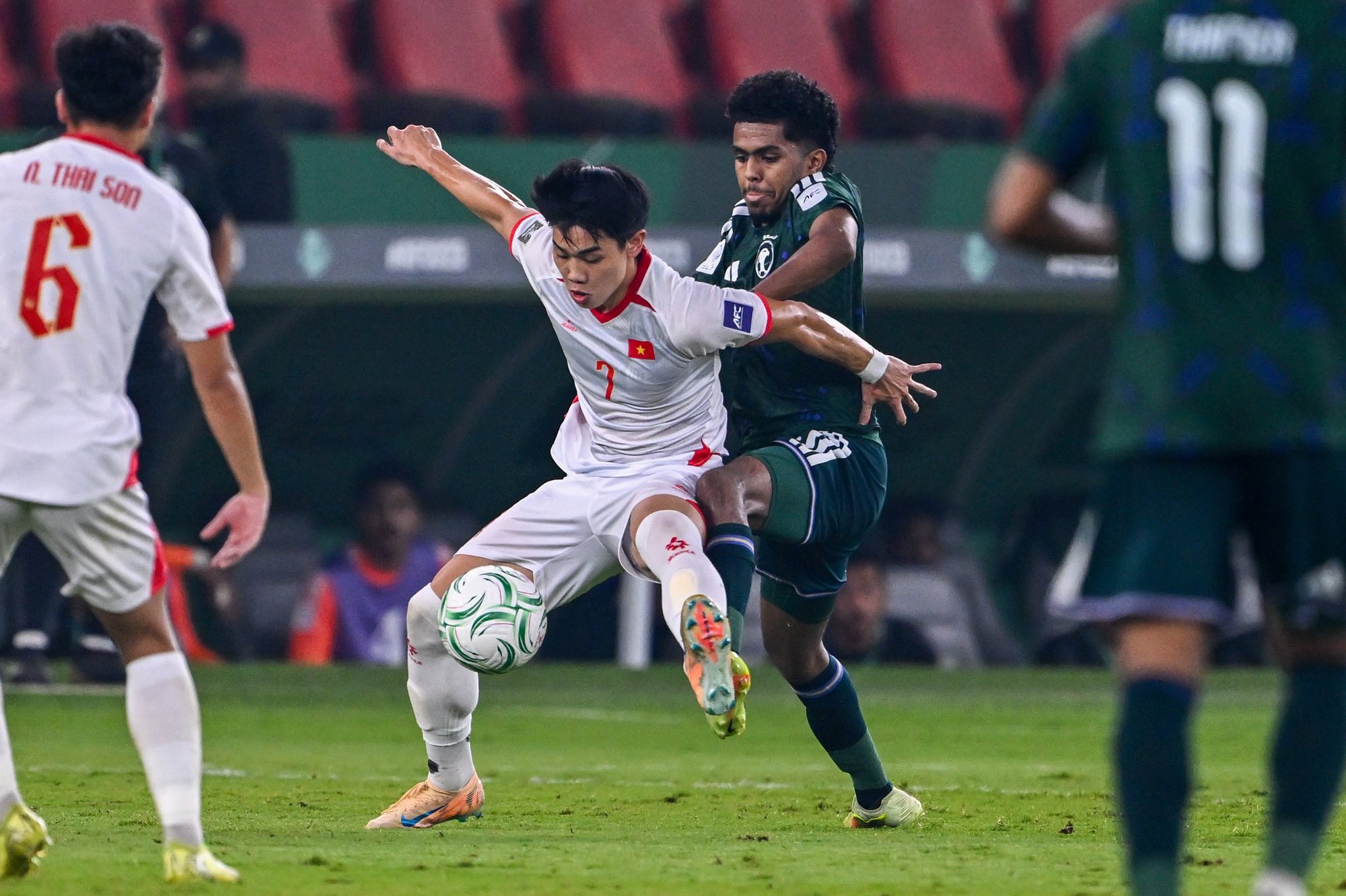 Kh&ocirc;ng nhận ra hotboy Đ&igrave;nh Bắc U23 Việt Nam- Ảnh 10.