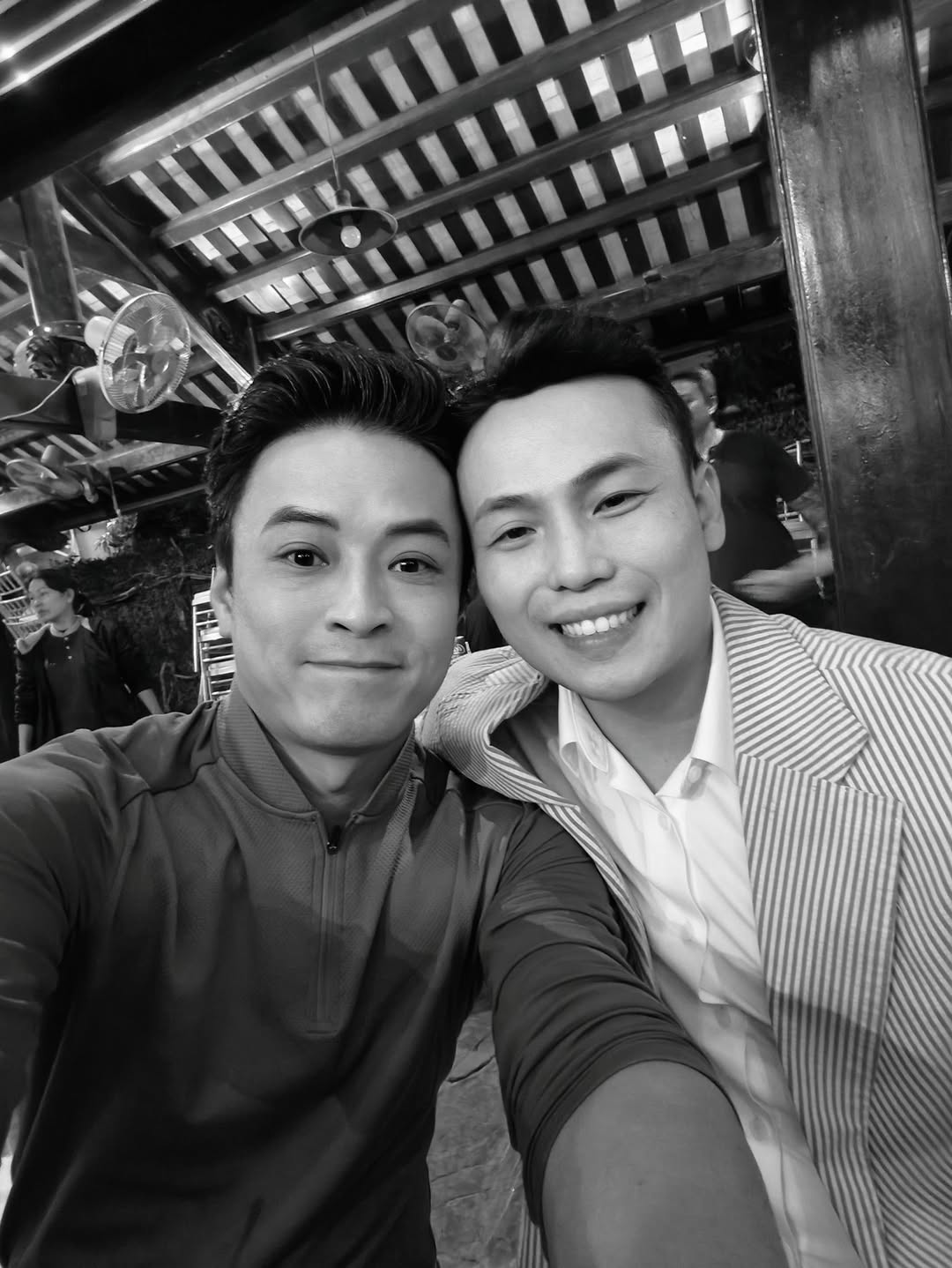 Diễn vi&ecirc;n Hồng Đăng b&agrave;ng ho&agrave;ng: &ldquo;Đến giờ, anh vẫn kh&ocirc;ng tin được l&agrave; em kh&ocirc;ng c&ograve;n nữa&rdquo; - Ảnh 1.