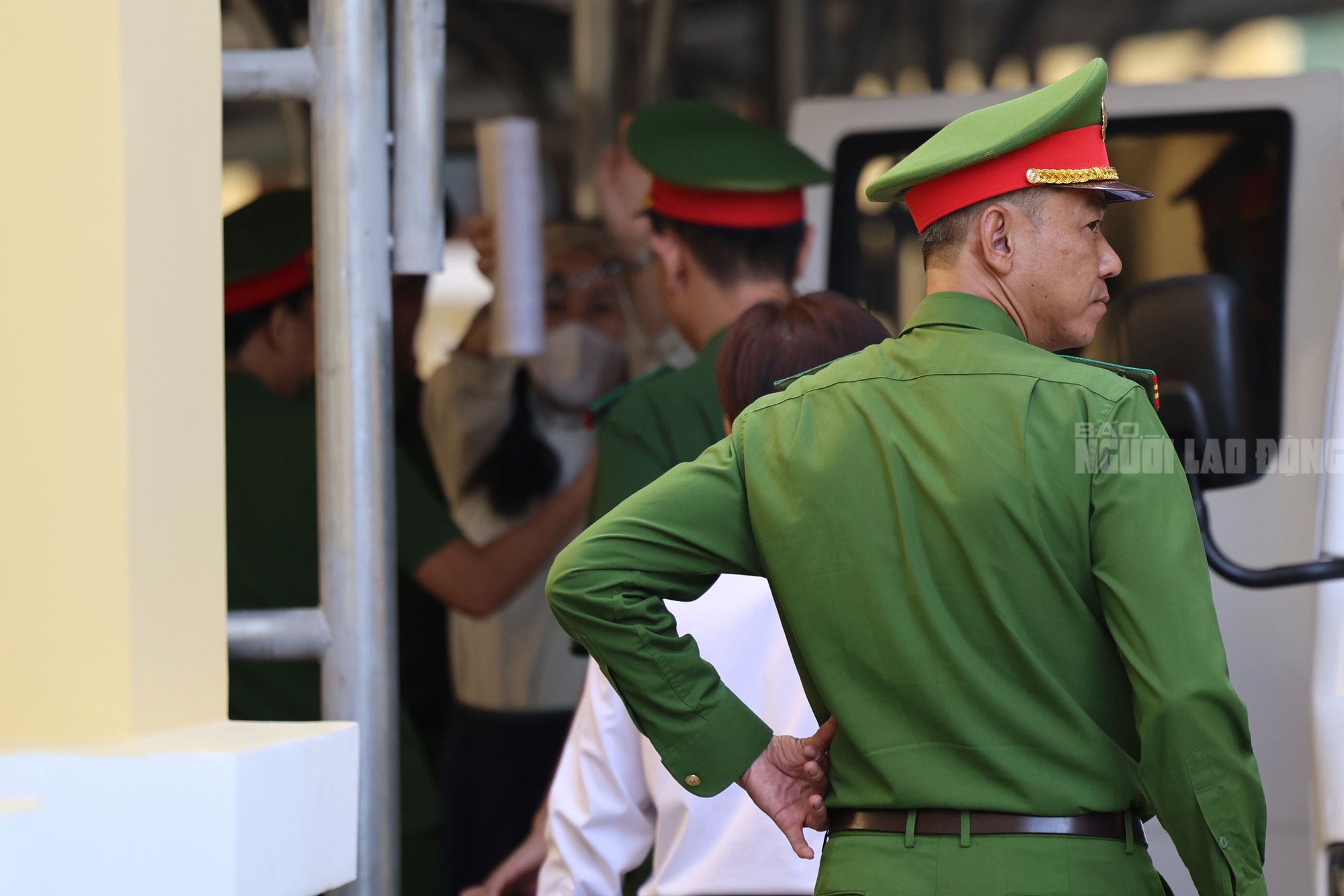 To&agrave; cảnh phi&ecirc;n x&eacute;t xử YouTuber Đinh Lan "n&oacute;i xấu" b&agrave; Nguyễn Phương Hằng - Ảnh 1.