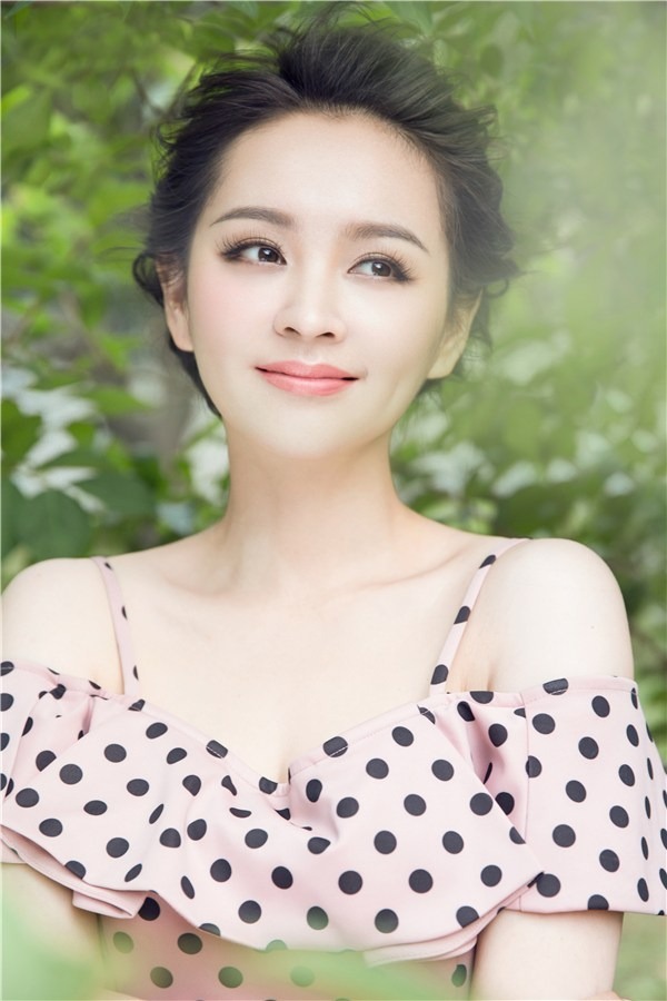 Nữ diễn vi&ecirc;n phim giờ v&agrave;ng ngấm ngầm thừa nhận ly h&ocirc;n chồng đại gia vướng lao l&yacute;- Ảnh 4.