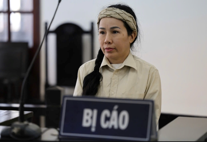 Đinh Thị Lan lĩnh &aacute;n 1 năm 9 th&aacute;ng t&ugrave; v&igrave; ph&aacute;t t&aacute;n th&ocirc;ng tin sai sự thật - Ảnh 1.