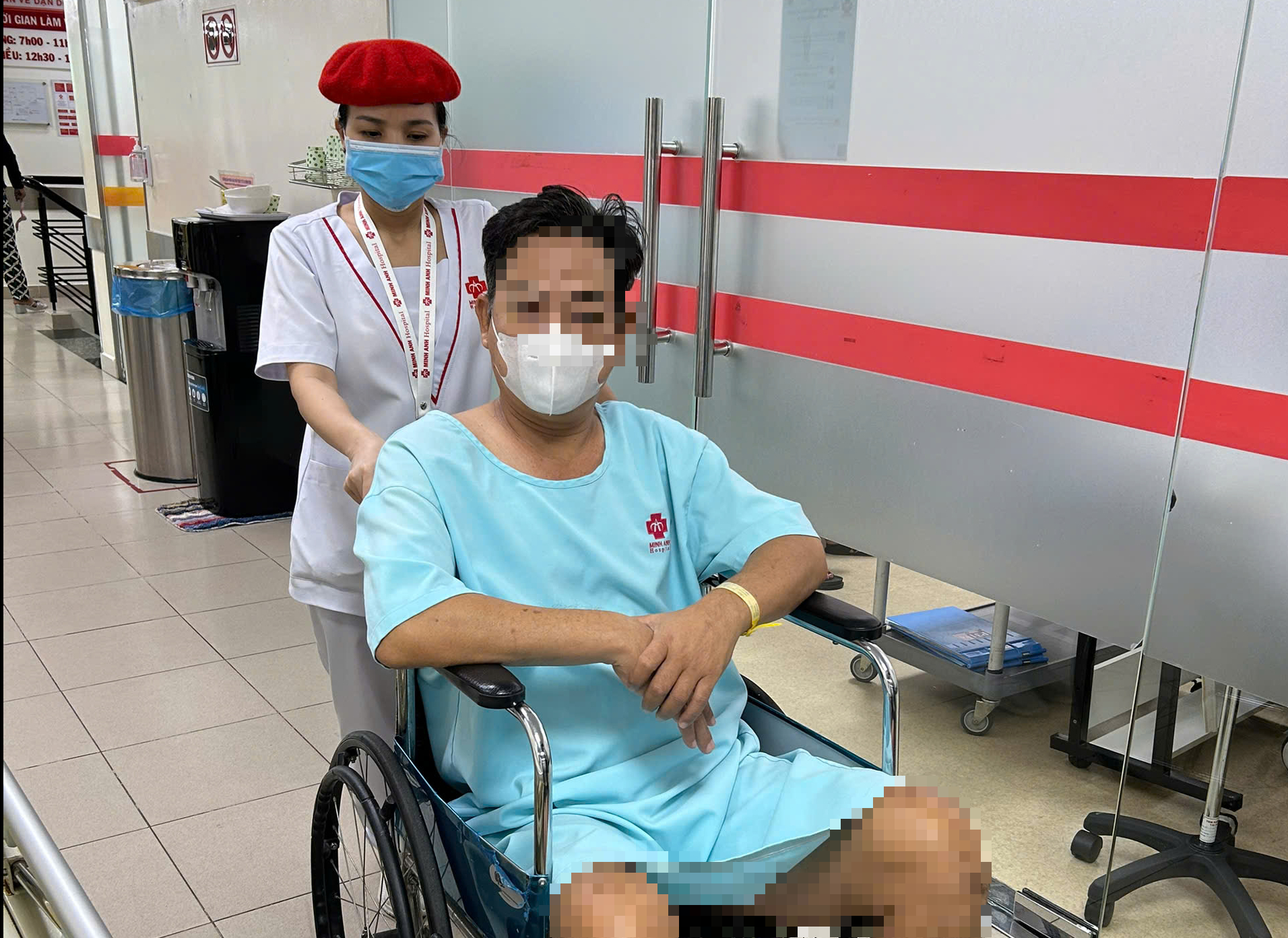 Chủ quan, một huấn luyện vi&ecirc;n boxing bị liệt nửa người - Ảnh 1.