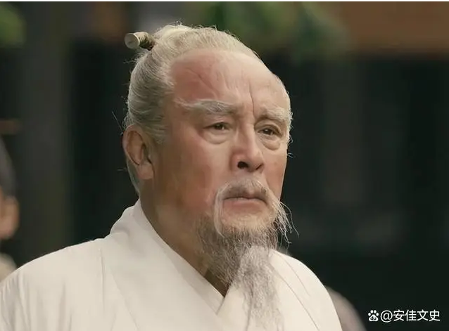 T&agrave;o Th&aacute;o bị chửi l&agrave; t&agrave;n độc khi quyết giết Hoa Đ&agrave;: 12 năm sau, người đời 'quay xe' khẳng định &ocirc;ng đ&atilde; đ&uacute;ng - Ảnh 1.