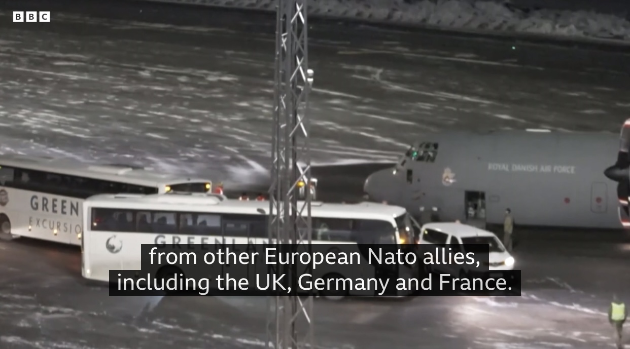 Những binh sĩ NATO đầu ti&ecirc;n đặt ch&acirc;n l&ecirc;n Greenland - Ảnh 6.