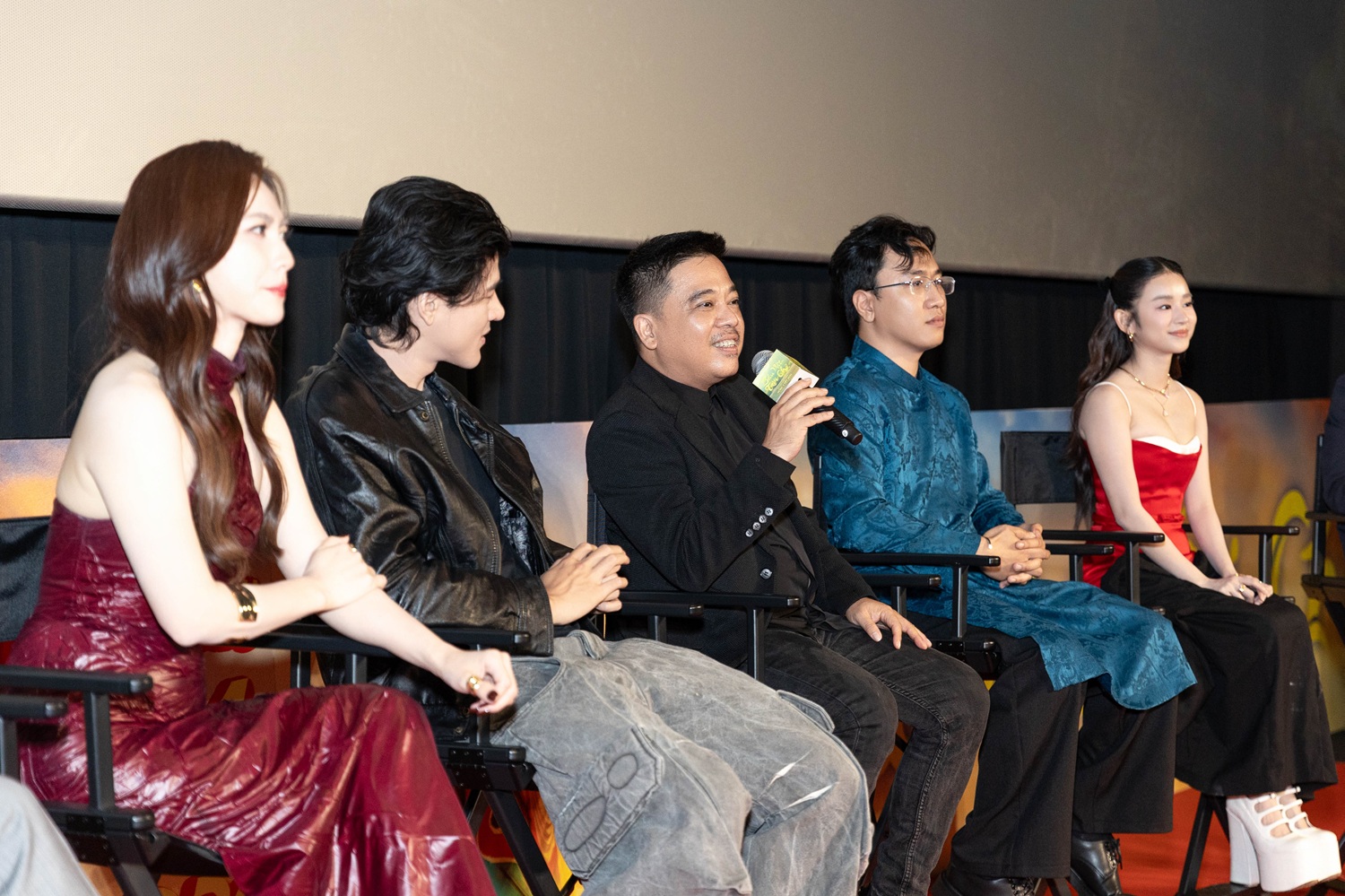 Đạo diễn Lê Thanh Sơn nói gì khi "đụng độ" Trấn Thành, Trường Giang? - Ảnh 2.