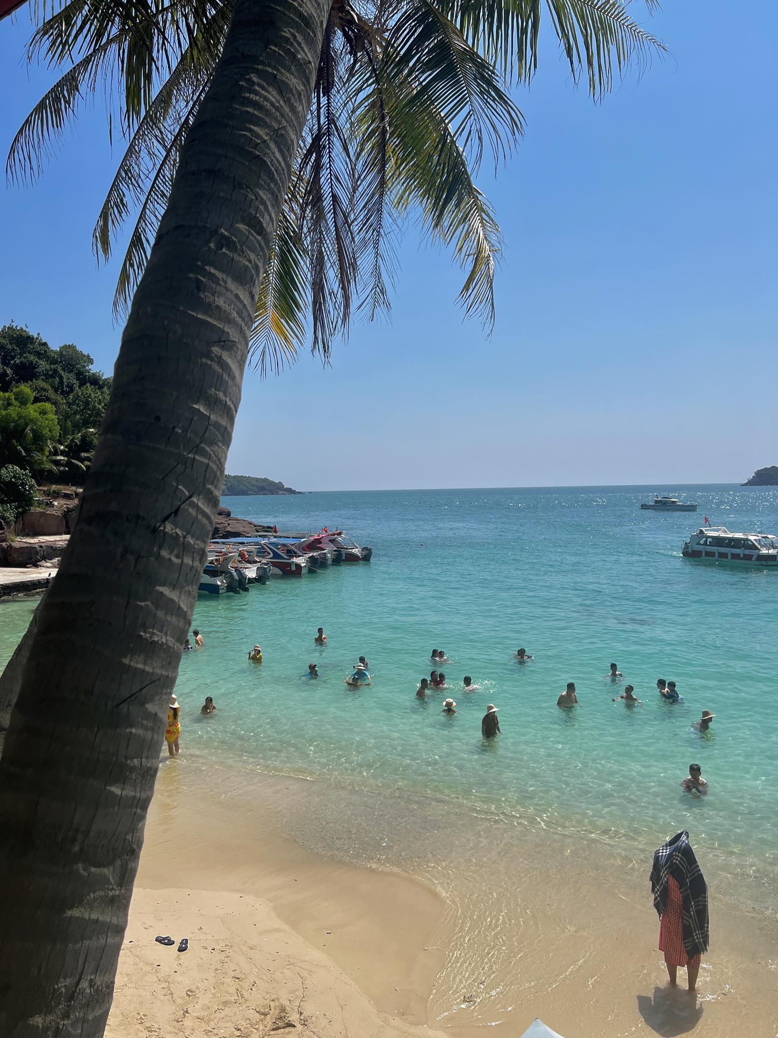 Phú Quốc - điểm đến miễn visa với 200 ngày nắng mỗi năm cho du khách - Ảnh 3.