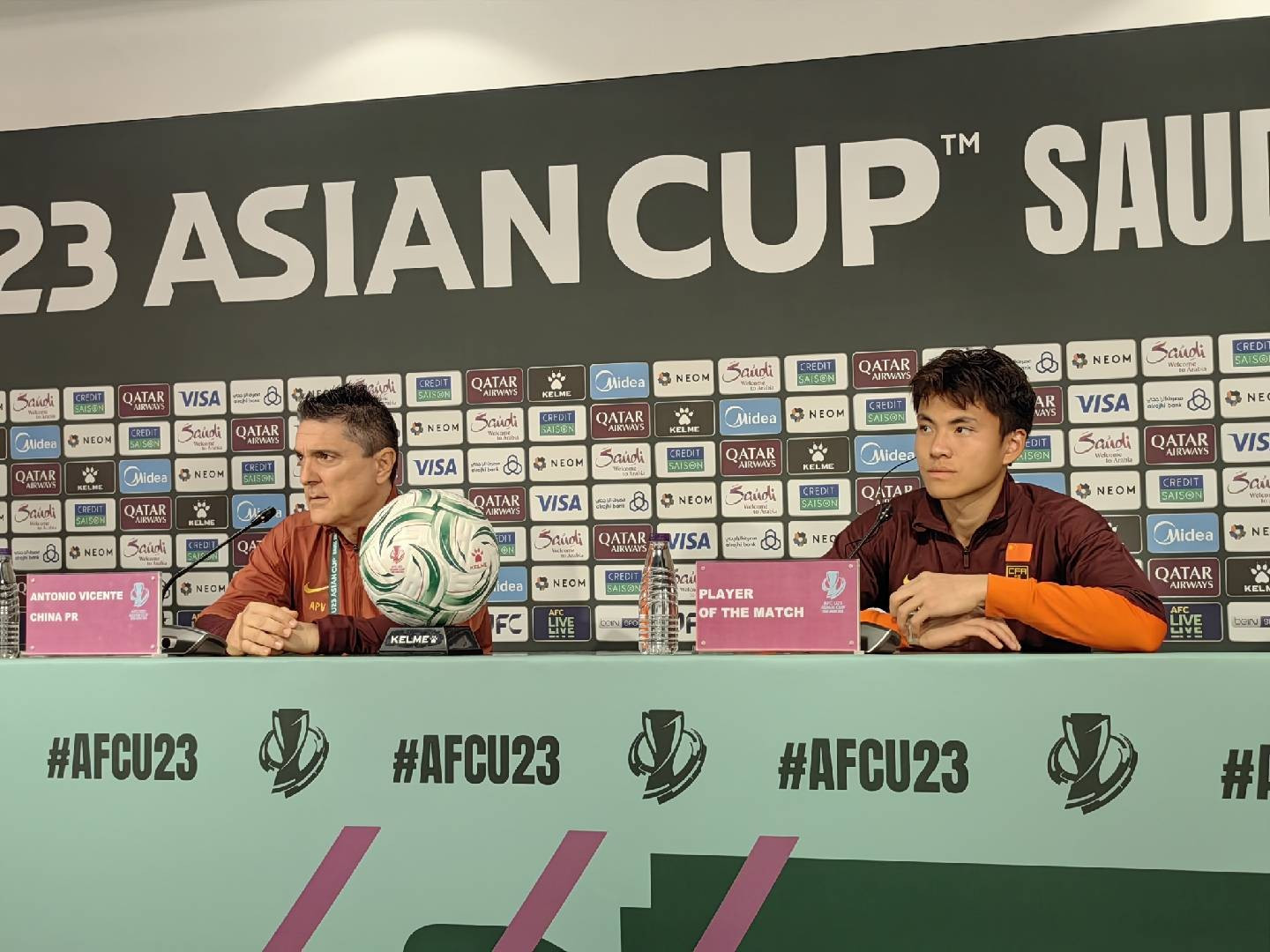 HLV Trung Quốc tuy&ecirc;n bố kh&ocirc;ng xem U23 Việt Nam đ&aacute; tứ kết nhưng đ&atilde; biết một điều quan trọng - Ảnh 1.