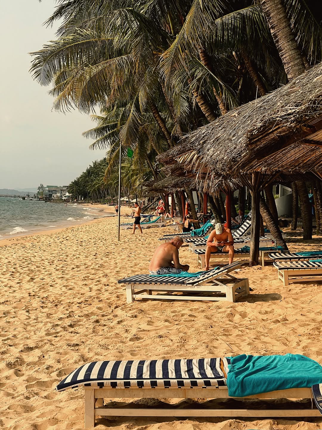 Phú Quốc - điểm đến miễn visa với 200 ngày nắng mỗi năm cho du khách - Ảnh 1.