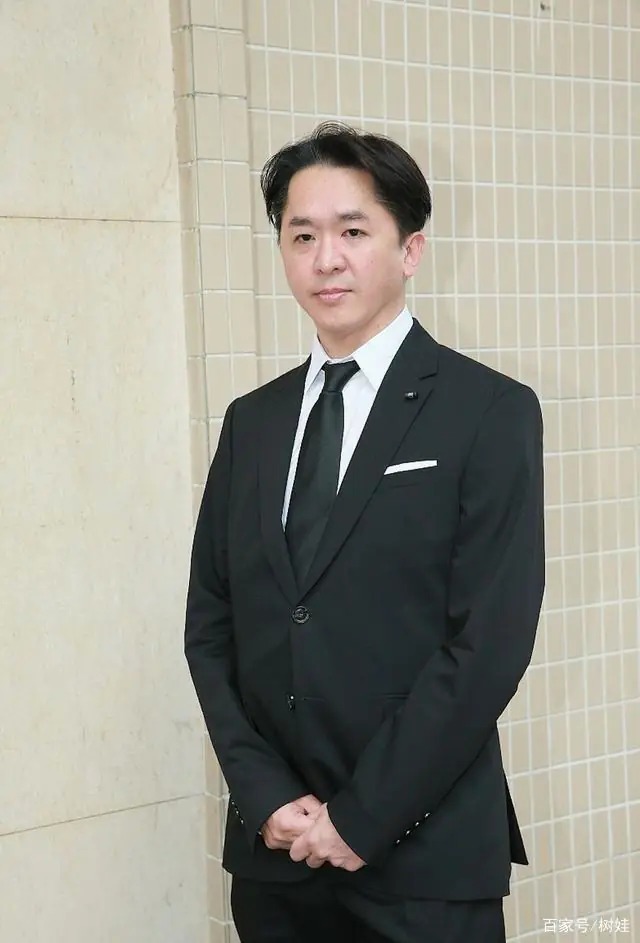 Nam diễn viên đáng giá 50 tỷ đồng, được 100 mỹ nhân theo đuổi - Ảnh 3.