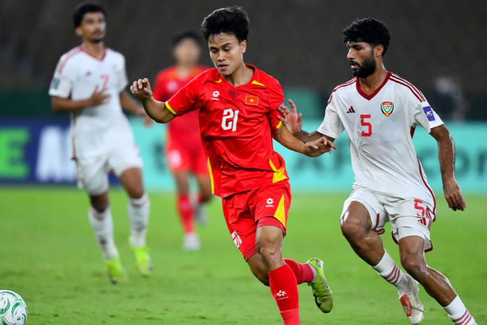 Phạm Minh Phúc – "cơn lốc" đường biên của U23 Việt Nam - Ảnh 1.