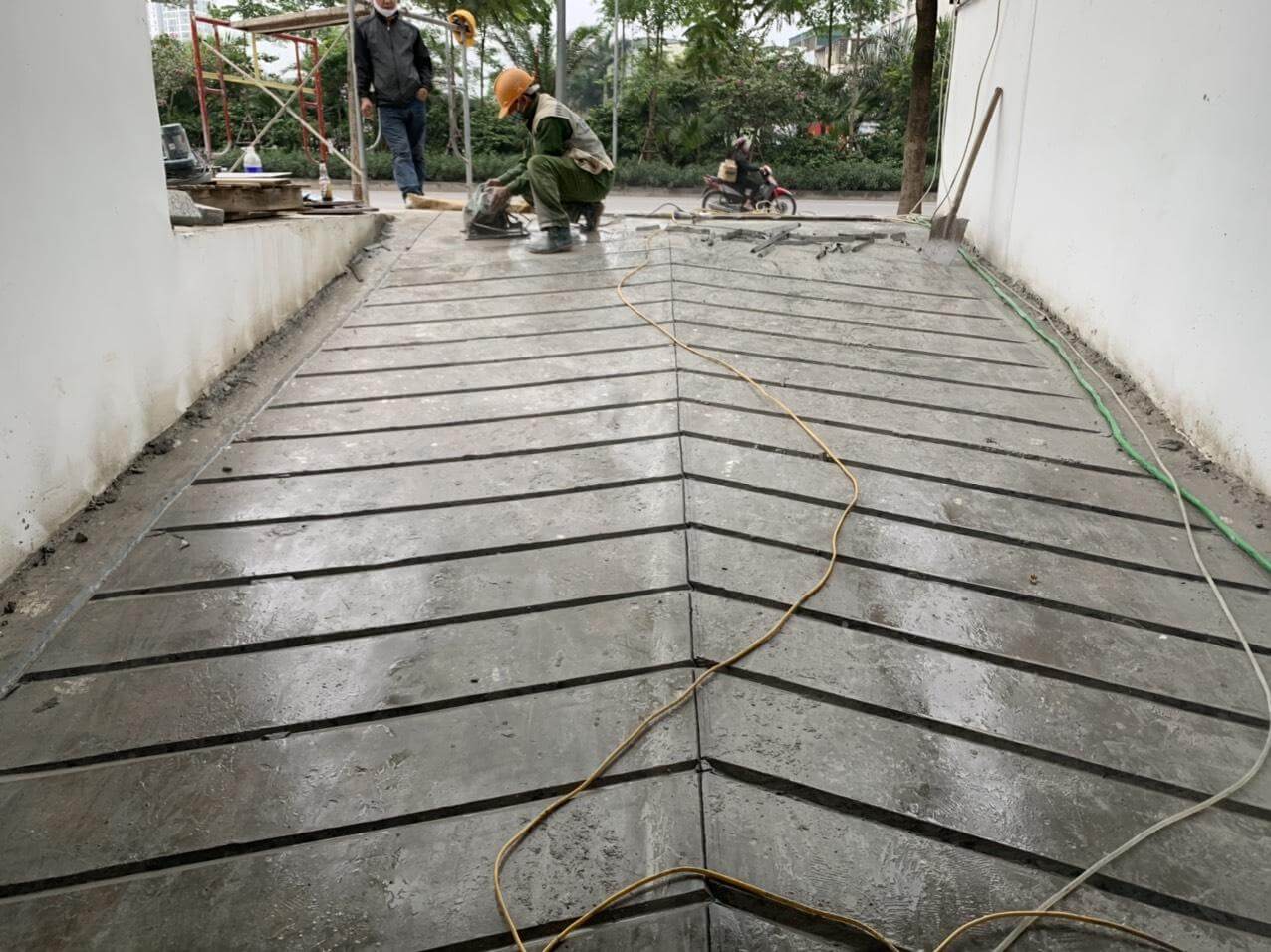 Lý do vì sao nhiều nhà xây cổng lại thường có chi tiết lạ này: Quan trọng hơn nhiều người nghĩ - Ảnh 4.