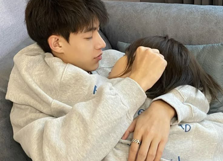 Nữ kế toán cùng lúc mắc giang mai, sùi mào gà dù KHẲNG ĐỊNH 2 năm không làm 