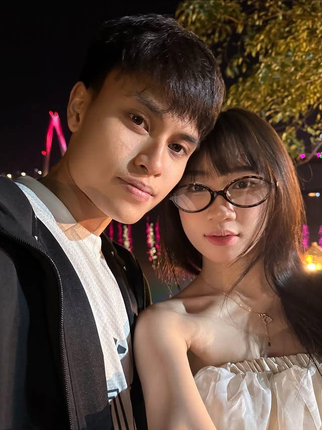 Lộ tin nhắn đầu tiên "người hùng" U23 Việt Nam "thả thính" bạn gái TikToker 3,7 triệu follow, phản ứng đàng gái mới gây sốc! - Ảnh 4.