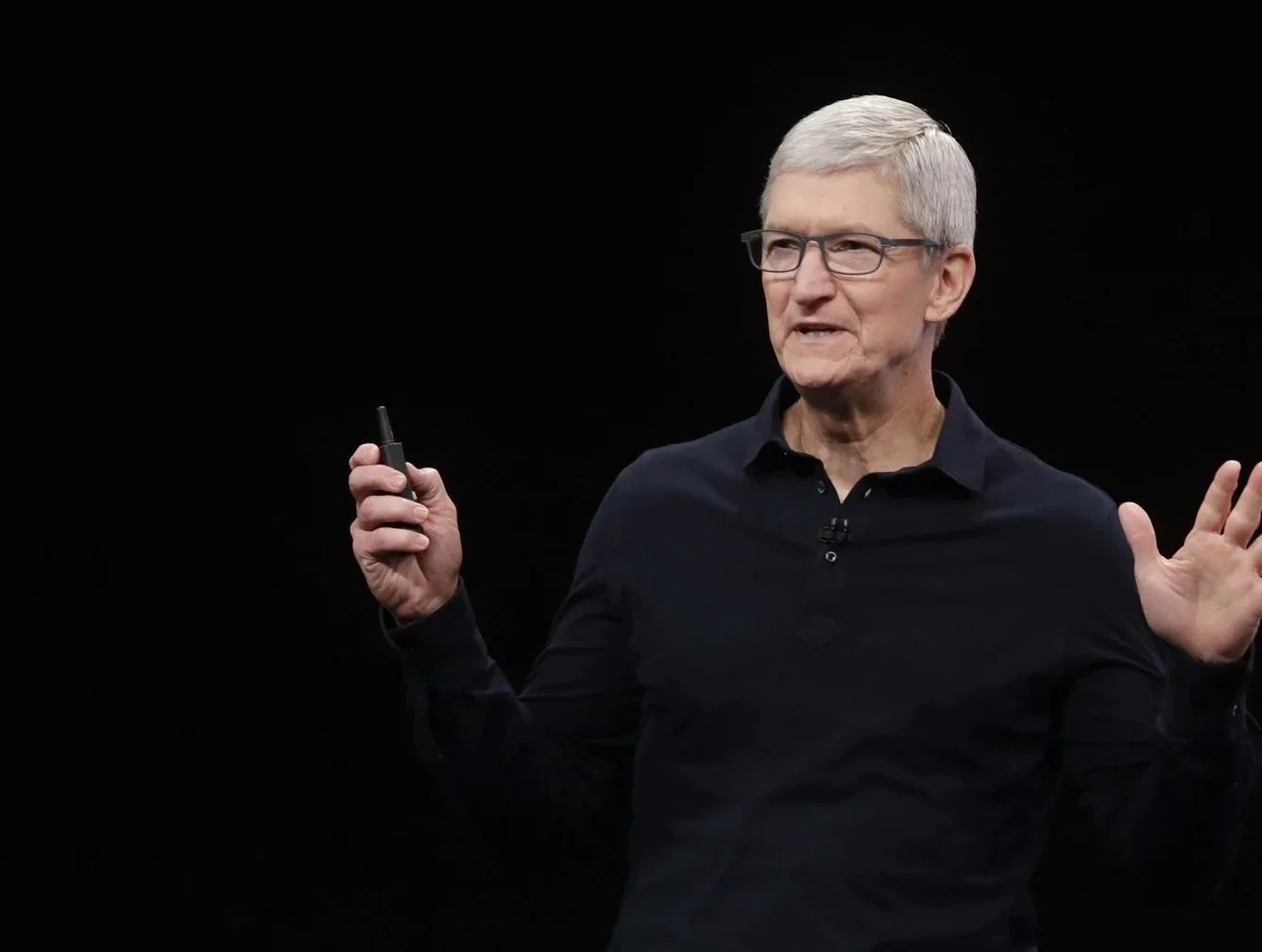 Tim Cook Nhận Lương 74 Triệu Usd Năm 2025 Và Sự Chuyển Giao Quyền Lực Tại Apple - Ảnh 1.