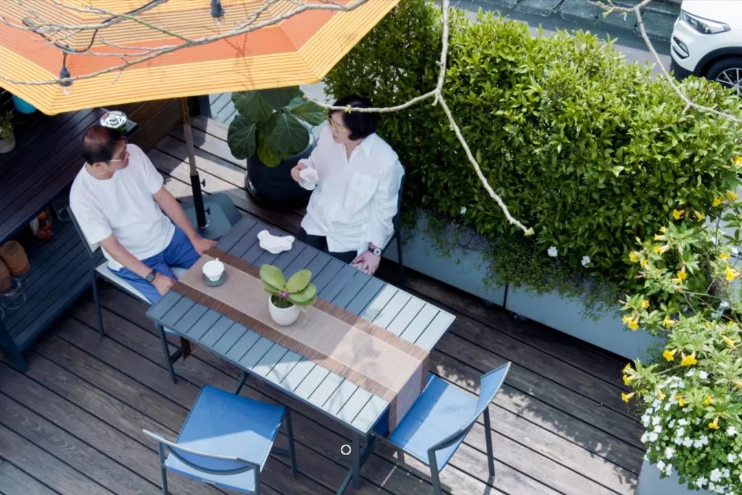 Con cái ra riêng, cặp vợ chồng trung niên bỏ 35 tỷ cải tạo nhà thành viện dưỡng lão tại gia cho chính mình- Ảnh 22.