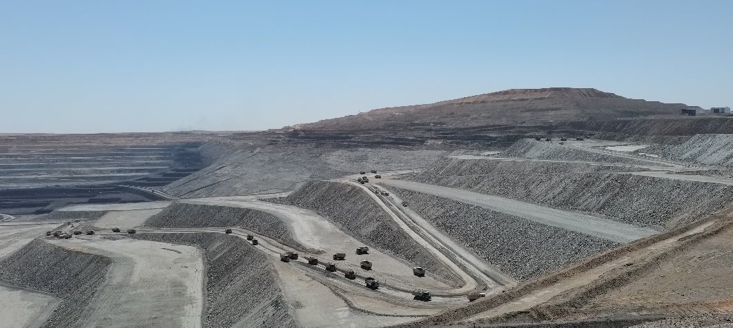 Phát triển mỏ than thông minh tại Tân Cương với công nghệ không người lái - Ảnh 2.