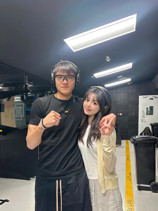 Cả Trung Quốc si m&ecirc; chuyện t&igrave;nh của thủ m&ocirc;n Li Hao v&agrave; bạn g&aacute;i "bạch nguyệt quang": 1000 điểm xứng lứa vừa đ&ocirc;i!- Ảnh 11.