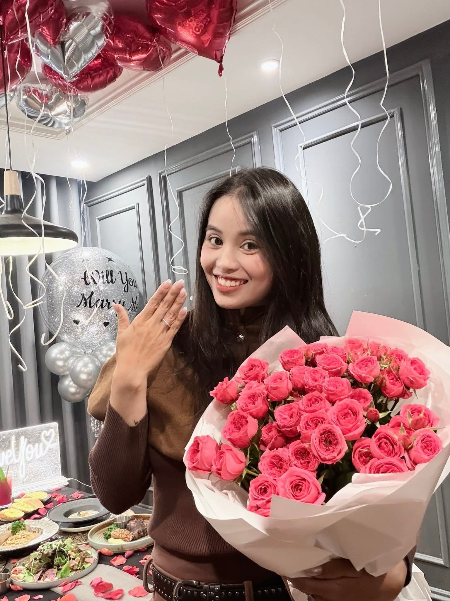 Hotgirl bắn cung &Aacute;nh Nguyệt tung bộ ảnh cưới ngọt ng&agrave;o b&ecirc;n tay vợt cầu l&ocirc;ng L&ecirc; Đức Ph&aacute;t, "happy ending" cho chuyện t&igrave;nh Olympic - Ảnh 3.