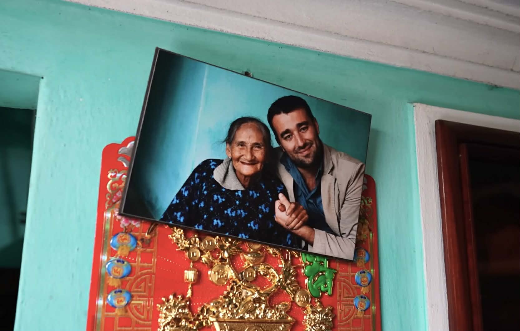 Cuộc sống hiện tại của người phụ nữ chèo đò ở Hội An được mệnh danh là “cụ bà đẹp nhất thế giới” - Ảnh 7.