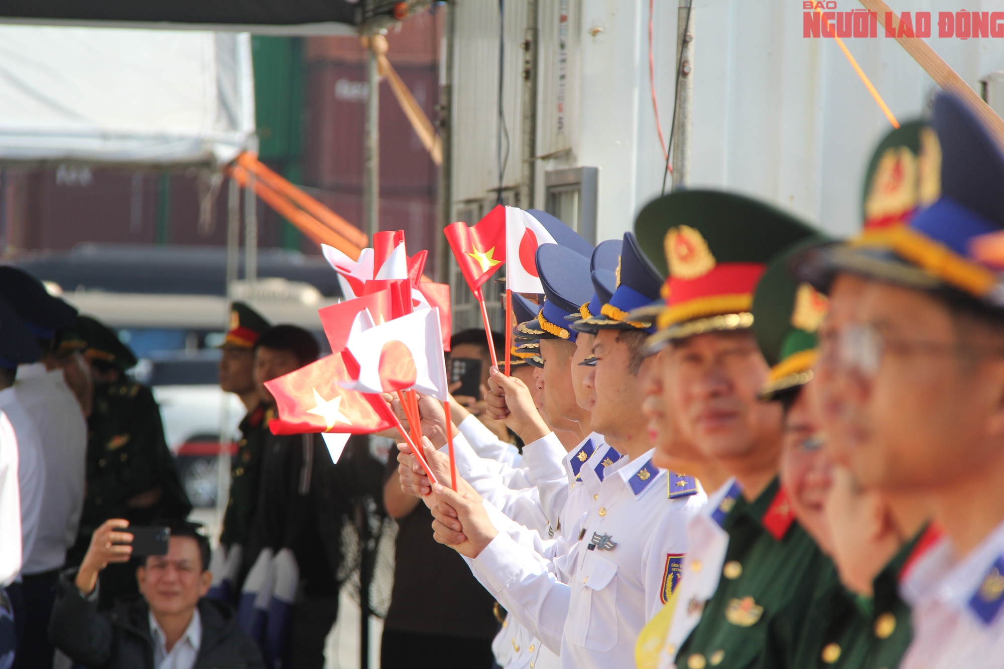 T&agrave;u tuần tra Akitsushima của Lực lượng Bảo vệ bờ biển Nhật Bản thăm Đ&agrave; Nẵng - Ảnh 12.