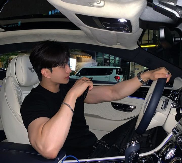 Đàn ông "mạnh" trong "chuyện ấy" thường có đặc điểm gì? Chuyên gia TIẾT LỘ 6 khác biệt ngoại hình ít ai để ý - Ảnh 3.