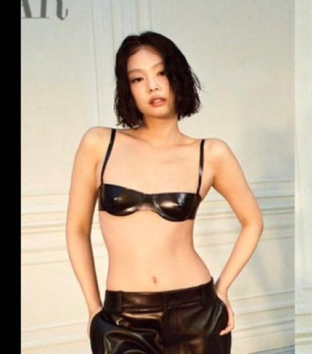 Jennie lộ bằng chứng "dao kéo" vòng 1? - Ảnh 2.