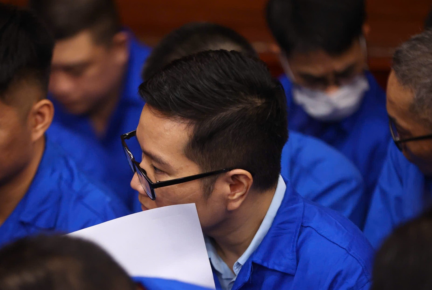 Cựu c&aacute;n bộ Văn ph&ograve;ng Ch&iacute;nh phủ nhận hối lộ 50 - 100 triệu đồng mỗi th&aacute;ng - Ảnh 1.