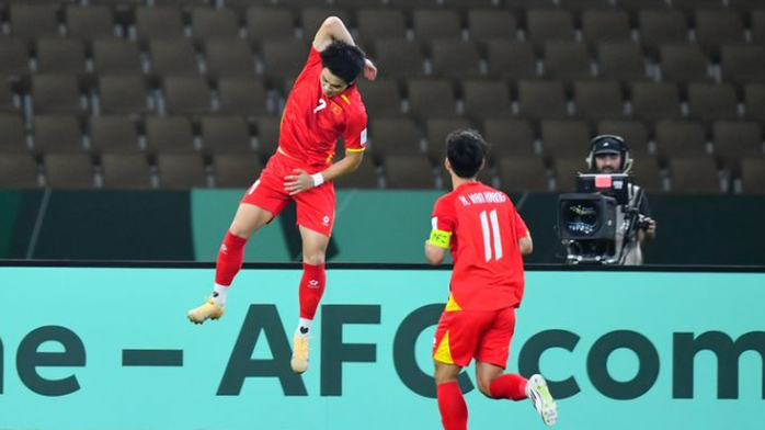 V&igrave; sao Đ&igrave;nh Bắc kh&ocirc;ng được AFC đ&aacute;nh gi&aacute; l&agrave; ng&ocirc;i sao triển vọng? - Ảnh 2.