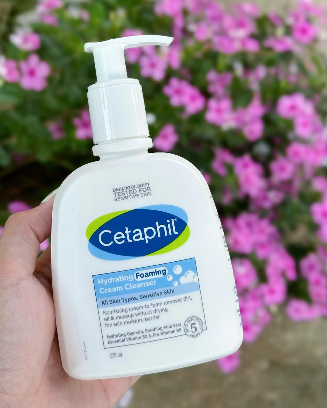 Beauty editor 29 tuổi, da tốt mà vẫn toang vì mụn: Hành trình “cứu” da chỉ với 6 sản phẩm nền tảng- Ảnh 4.