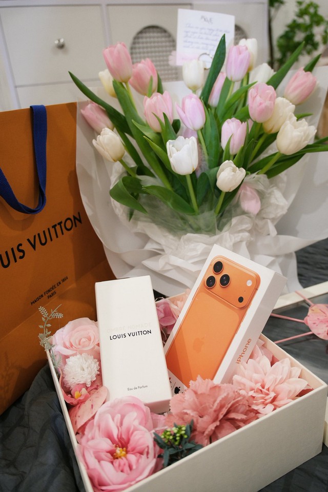 Ai bằng Văn Thanh nữa, bạn gái ốm Ai bằng Văn Thanh nữa, bạn gái ốm