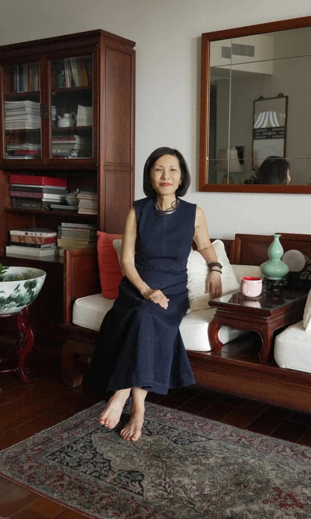 Nữ đại gia 30 năm sưu tầm đồ gỗ, b&aacute;n đấu gi&aacute; thu về hơn 7700 tỷ đồng nhưng thứ giữ b&agrave; lại kh&ocirc;ng phải l&agrave; tiền - Ảnh 1.