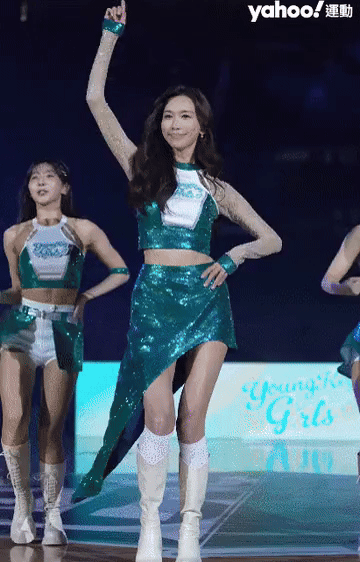 - Ảnh 1. - Ảnh 1.