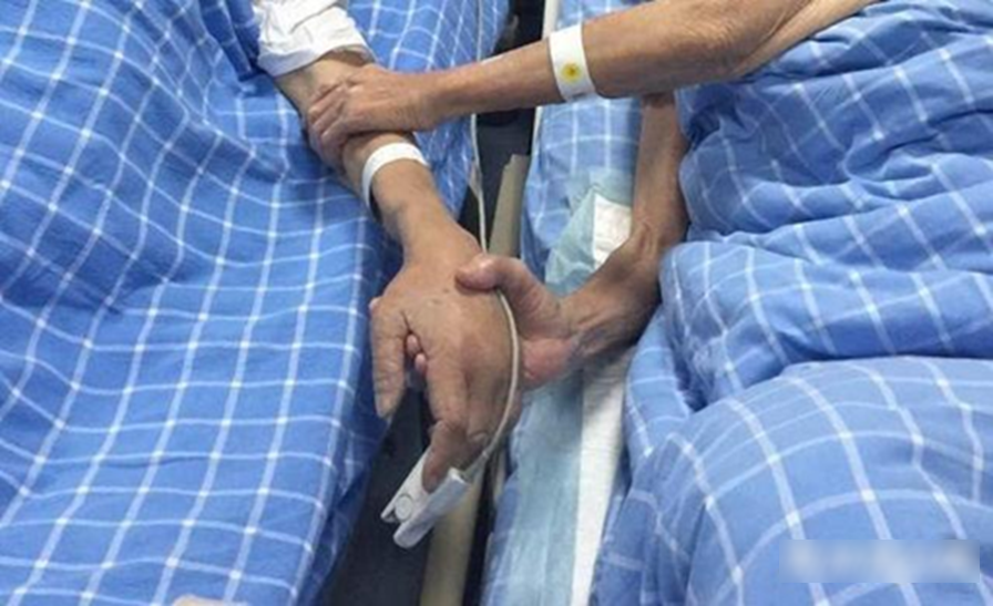 Cặp vợ chồng 9X c&ugrave;ng nhiễm HPV, b&aacute;c sĩ cảnh b&aacute;o 3 th&oacute;i quen sinh hoạt tưởng v&ocirc; hại đang &acirc;m thầm b&agrave;o m&ograve;n sức khỏe- Ảnh 1.