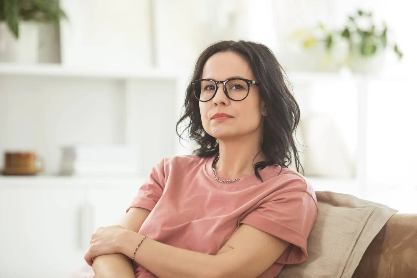 Hạnh phúc sau tuổi 40: Những điều đơn giản làm thay đổi cuộc sống - Ảnh 2.