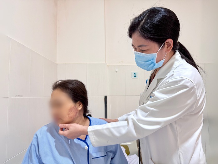 Người phụ nữ ở Vĩnh Long nhập viện cấp cứu sau khi chích lể, giác hơi - Ảnh 3.