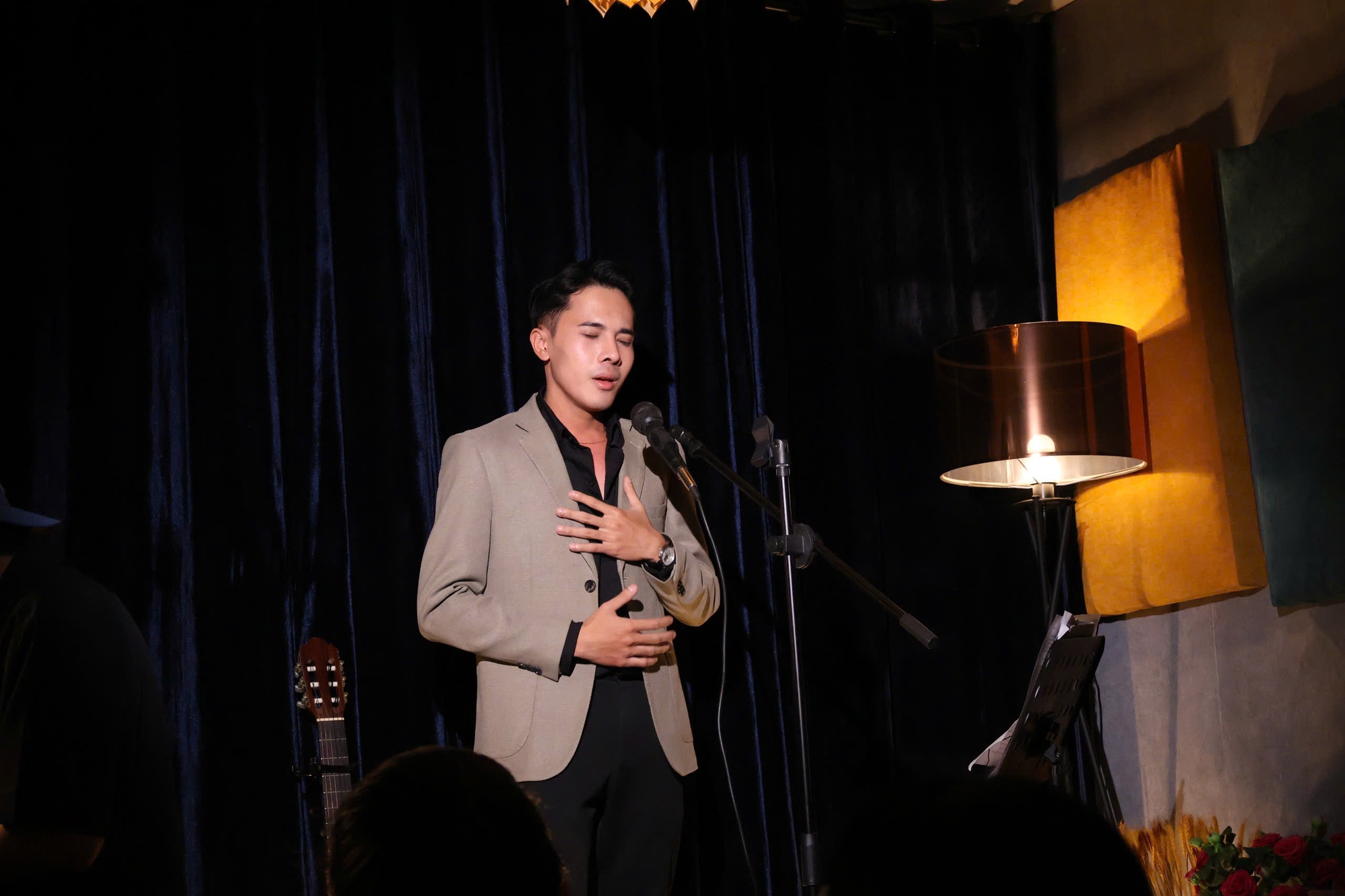 Ca sĩ Thu Phượng và đêm nhạc phi lợi nhuận "Hà Nội giữa lòng Sài Gòn" - Ảnh 4.